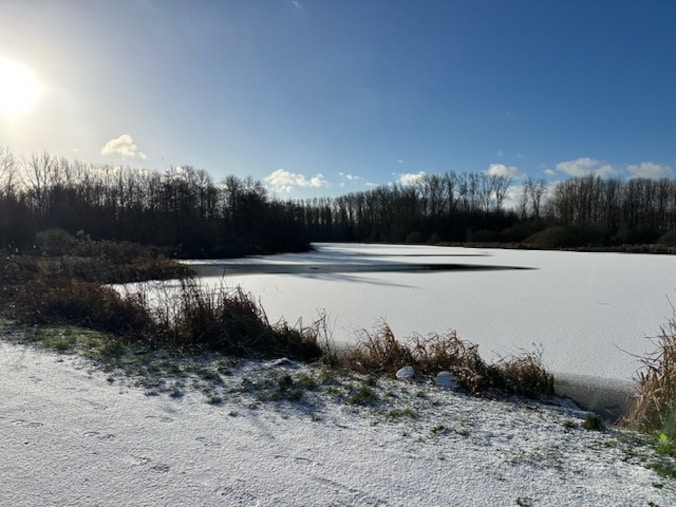 Mooie sfeerbeelden van de sneeuw in Berlare.