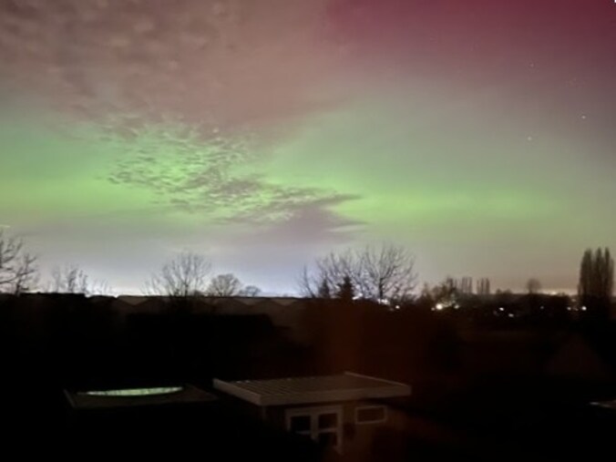 Deze lezer zag het noorderlicht boven Aalst.