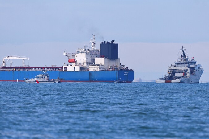 De Grinch werd onderschept door de Franse marine. 