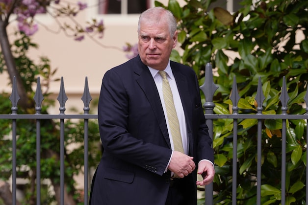 Andrew Mountbatten-Windsor, zoals hij nu genoemd wordt