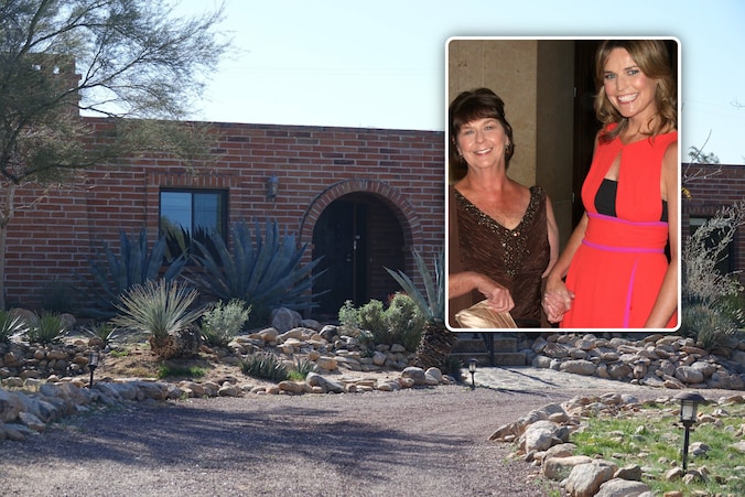 Uit dit huis werd Nancy Guthrie ontvoerd. Inzet: Nancy met haar bekende dochter, de NBC-presentatrice Savannah Guthrie.