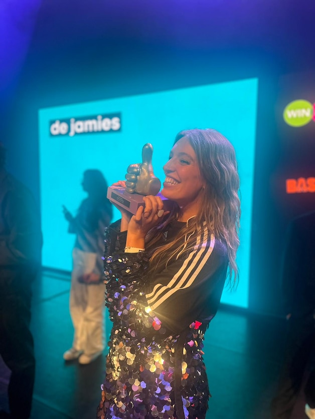 Content creator Shauni Van Impe wint award tijdens De Jamies: “Totaal ...