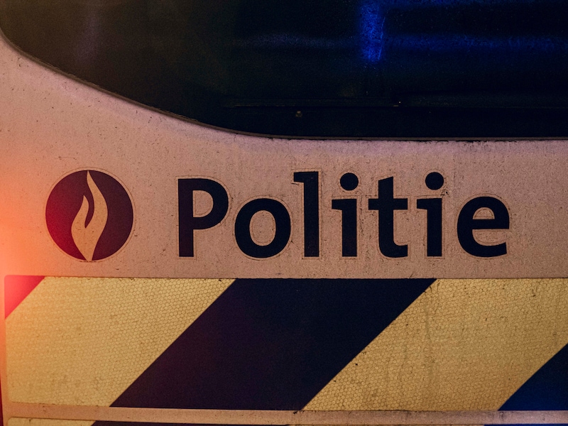 Jonge vrouw lichtgewond bij aanrijding in Hasselt