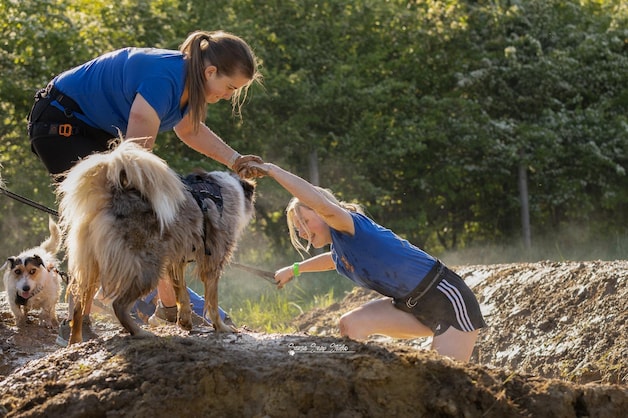 Een foto van een vorige editie van de Dogsurvival van Dog4You Lubbeek