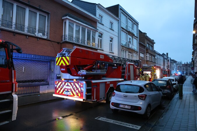 De brandweer kon geen brandhaard aantreffen.