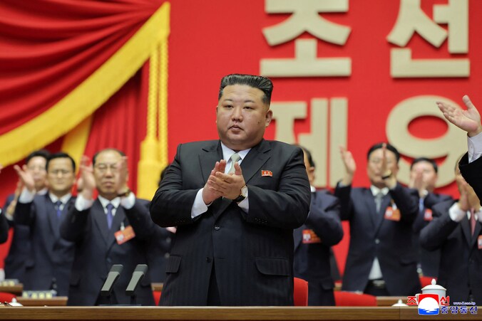 De Noord-Koreaanse leider Kim jong-Un tijdens het partijcongres.