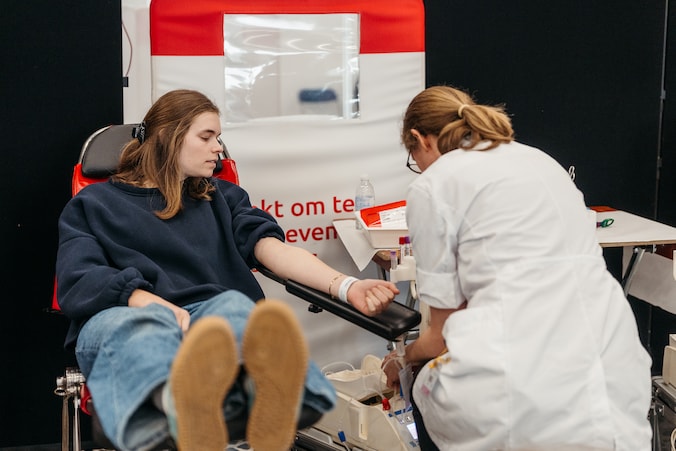 Aftrap van Bloedserieus in de&nbsp;Universiteit Gent.&nbsp;Het startschot van een vierdaagse bloedinzameling 1.500 studenten worden verwacht.