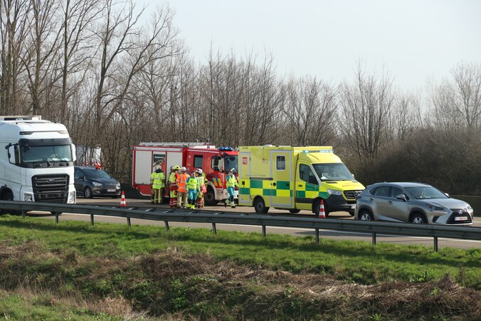ongeval E17 Kalken