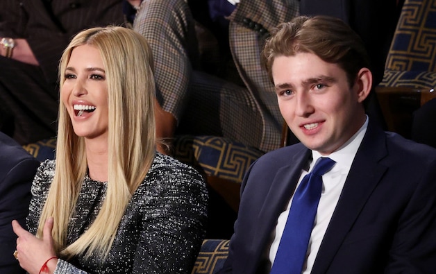Ivanka Trump met haar broer Barron.