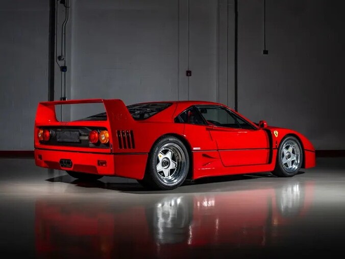 De Ferrari F40 werd recent voor 5,2 miljoen dollar geveild. 
