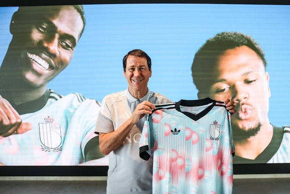 Tot 170 euro voor het nieuwe uittruitje van de Rode Duivels: wat maakt ...