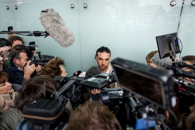 Hoger beroep Nederlandse rapper Ali B van start: “Vorige keer ging het ...