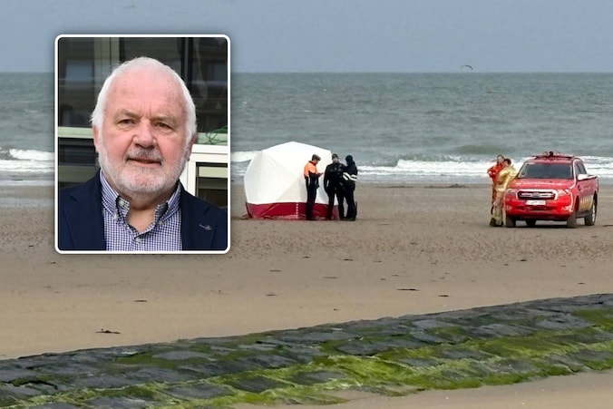 Op het strand van Middelkerke is dinsdagochtend een aangespoeld lichaam gevonden. Het is nog niet duidelijk wie de man is. Inzetfoto: burgemeester Jean-Marie Dedecker.
