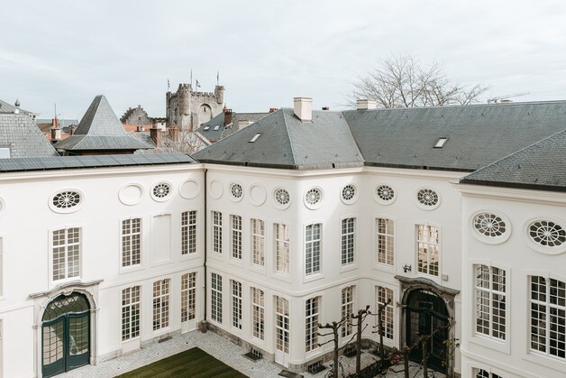 Zo ziet het vernieuwde Design Museum in Gent er na vier jaar werken uit ...