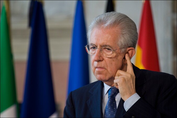 Technocraat Monti kan zijn oren nauwelijks geloven. De leden van de eurozone komen zijn eisen tegemoet.