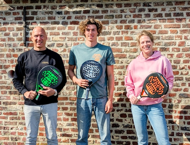 NET OPEN. Van webshop naar winkel: padelmerk Mono Fuerte opent shop in ...