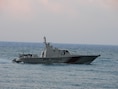 Een Turks schip tijdens de zoektocht naar de straaljager die vorige vrijdag door Syrië werd neergehaald.
