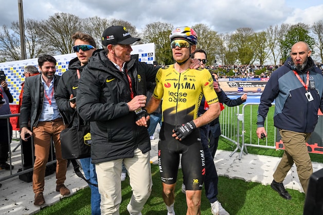 Wout heeft een contract voor het leven, ik wil niet dat hij al stopt”: Richard  Plugge, de baas van Wout van Aert en Visma Lease a Bike | Sport | HLN.be