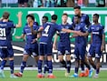 Zulte Waregem blijft op kop in Relegation Play-offs na goals van Aké en Ementa, ook La Louvière gered
