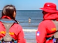 Knokke-Heist investeert in extra materiaal na drukke zomer met meer reddingen: volg hier al het nieuws aan onze kust
