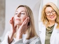 “Zelfs in de schaduw en achter glas word je blootgesteld”: dermatologen leggen grootste fouten met zonnecrème uit