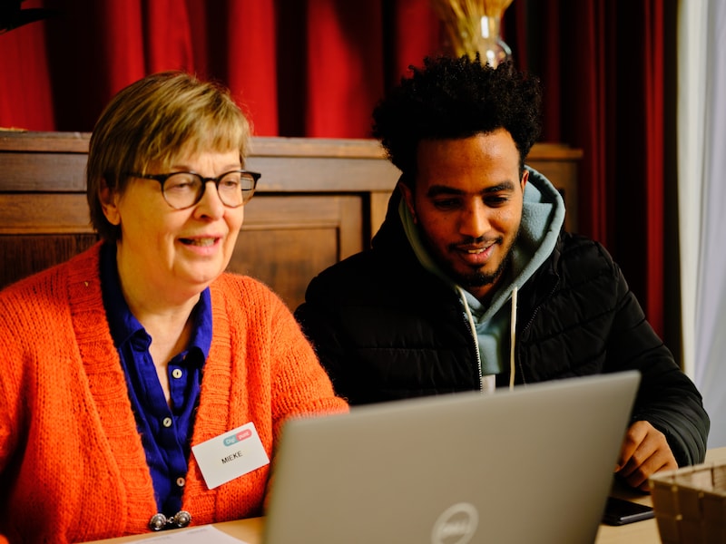 Studenten gezocht om digihulp aan huis te geven
