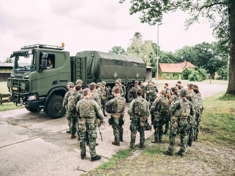 Defensie houdt militaire oefening in het Pajottenland