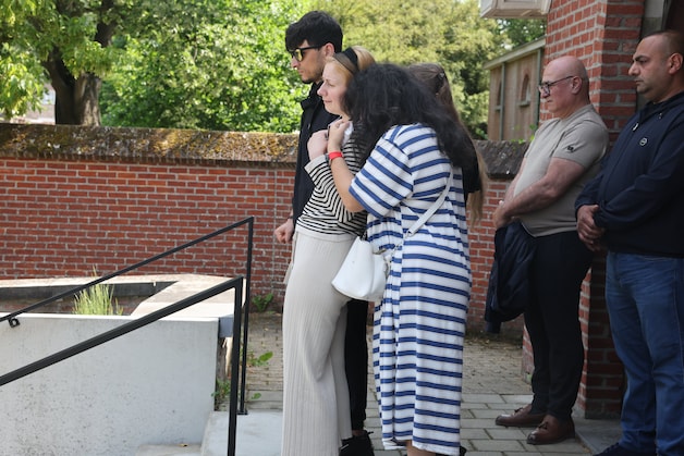 Papa Artem en mama Kseniia namen op aangrijpende wijze afscheid van hun zoon Arthur.