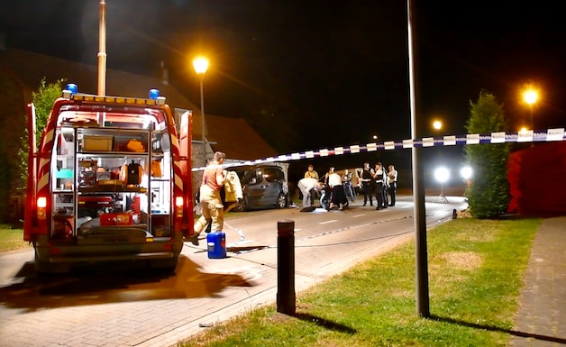 Achtervolging eindigt met dodelijke klap: motorrijder (45) verongelukt na  botsing tegen auto in Loker | Regio | HLN.be