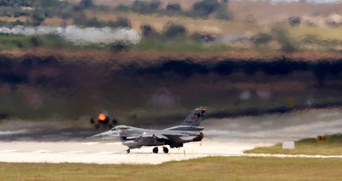 Archiefbeeld van Turkse F-16.