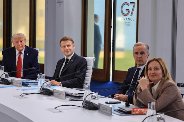 More images of Meloni and Trump at the G7 summit this week.