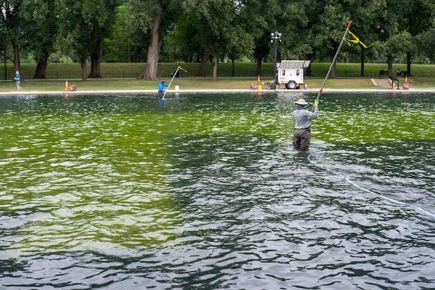 National Park Service workers immediately went to work removing the algae (June 16, 2026).