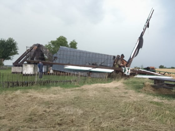 Huisekouter mill in Huise blown over by downwind.