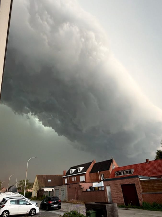 Zwaar onweer bereikt Gent en omstreken: brandweer al veertig keer ...