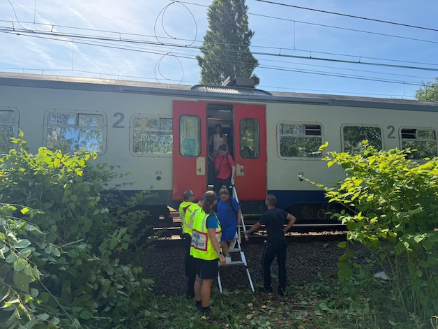 The train's passengers were evacuated. 