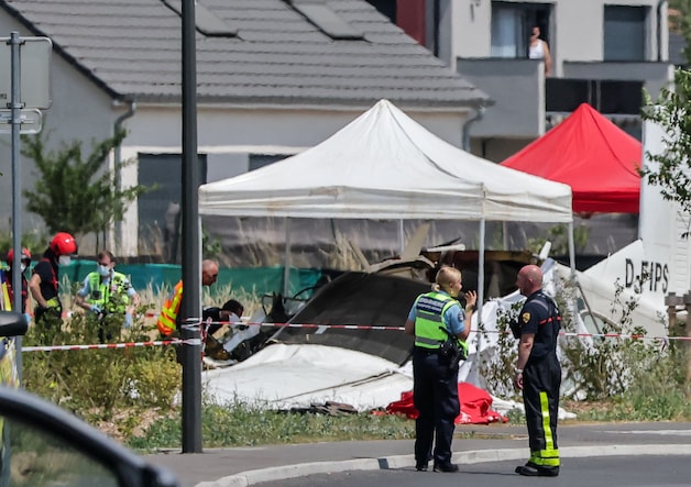 11 doden nadat luchtdoop van parachutespringers eindigt in tragedie: vliegtuigje  crasht naast woonwijk nabij Nancy | Nieuws | HLN.be