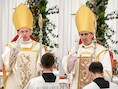Gedonder in de katholieke kerk leidt tot “excommunicatie”: paus grijpt naar zwaarste maatregel na illegale wijding van bisschoppen 