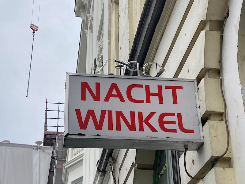 “Ik had zelf een alcoholprobleem”: rit naar nachtwinkel eindigt tegen stenen muurtje