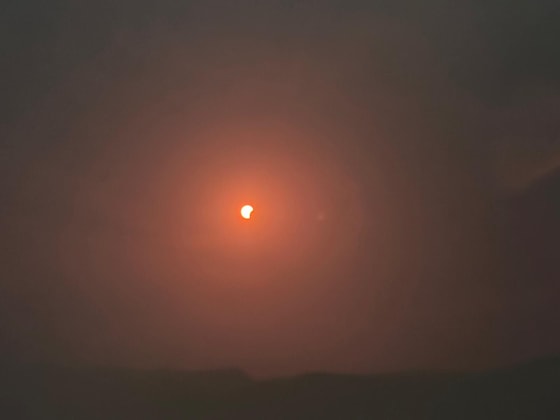 De eclips gefotografeerd in Tossal de La Cala, Benidorm.