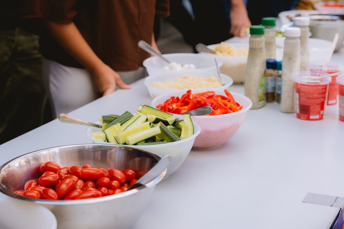 Meer dan 500 leerlingen in Gent starten het nieuwe schooljaar met een gezonde en voedzame lunch tijdens de actie Goed Begonnen van Brooddoosnodig.