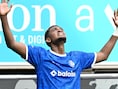 Zelfs Christian Burgess loopt bij hem weg op training: imposante Josué Vergara blijft harten stelen bij AA Gent na glansrol tegen Club Brugge