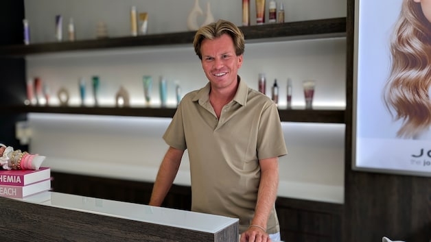 Kapper Steffen (30) uit Moorsel scoort miljoenen views met filmpjes ...