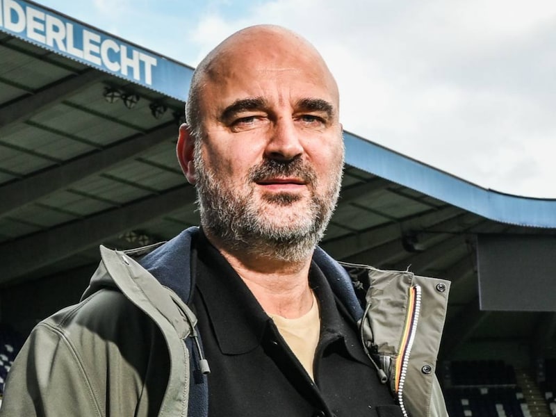 Antoine Sibierski evalueert zijn eerste mercato bij Anderlecht: “Elf nieuwe spelers is veel, maar het was nodig”