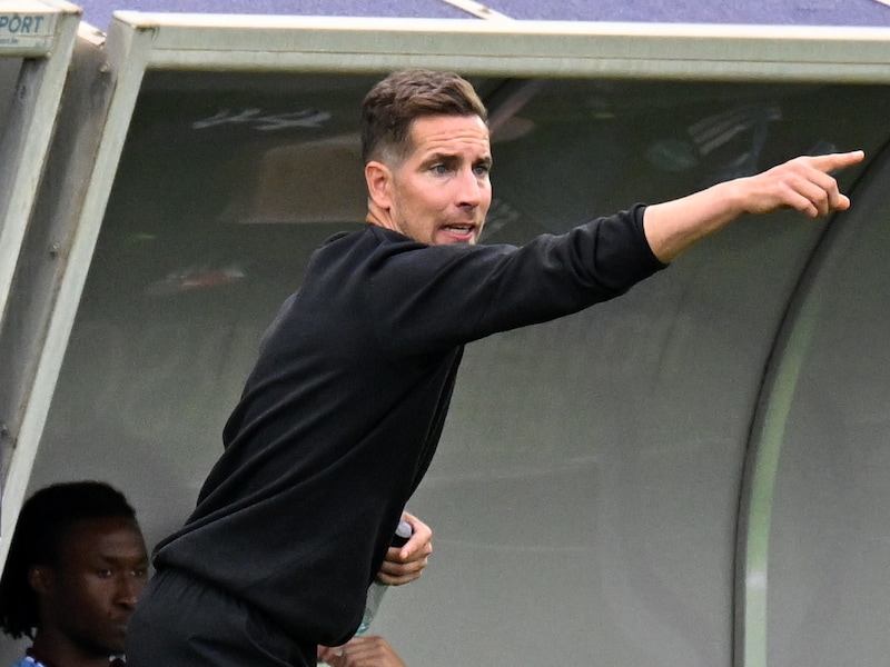 RSCA Futures op zoek naar opvolger voor ontslagen trainer Jelle Coen, Naïm Arab wordt genoemd als een van de vele kandidaten