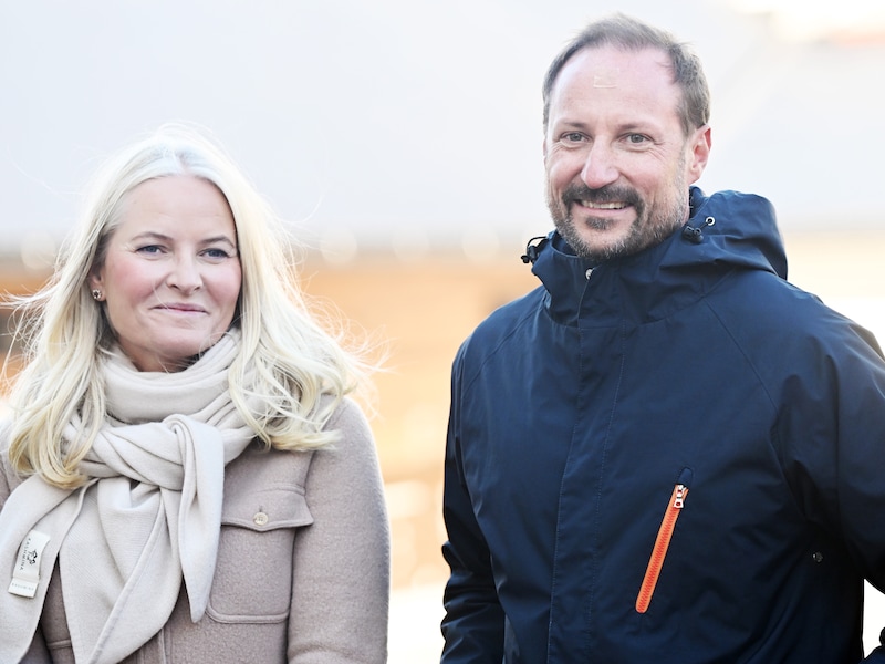 Mette-Marit mist eerste troonrede van koning Haakon door luchtweginfectie