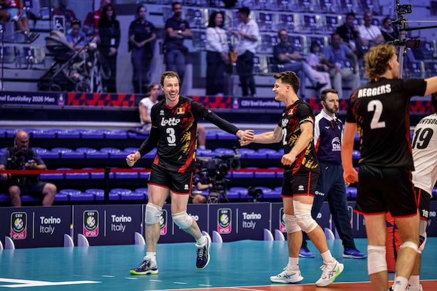 Sam Deroo blinkt na bewogen jaar uit op EK volleybal: “Als het wat ...