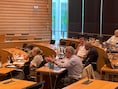 Gouverneur Jan Spooren komt in de provincieraad van Vlaams-Brabant uitleg geven over de rol van … de provinciegouverneur.
