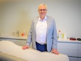 Van slangenolie tot pseudowetenschap: professor Dirk Devroey ontleedt kwakzalverij in Kalmthout