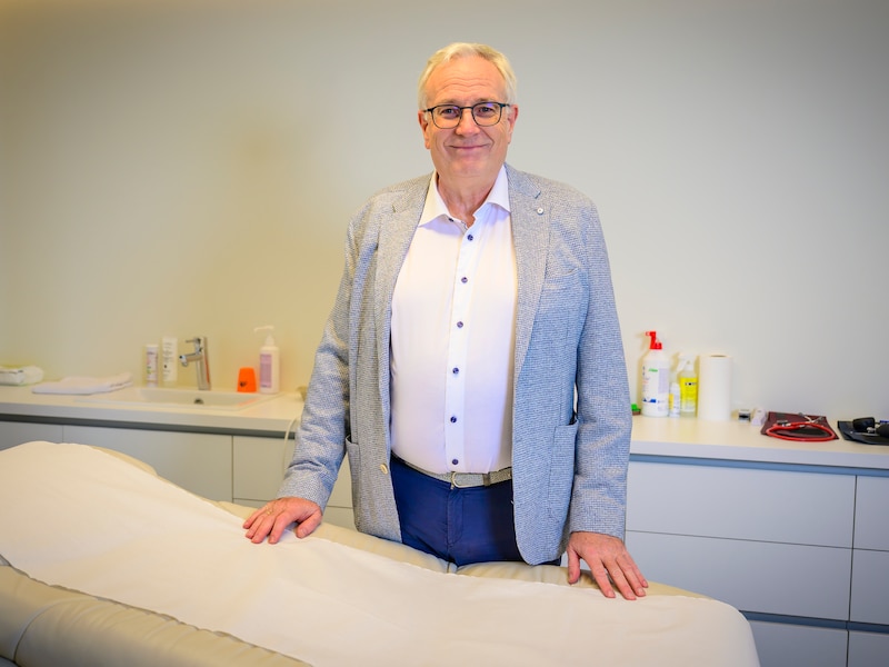 Van slangenolie tot pseudowetenschap: professor Dirk Devroey ontleedt kwakzalverij in Kalmthout