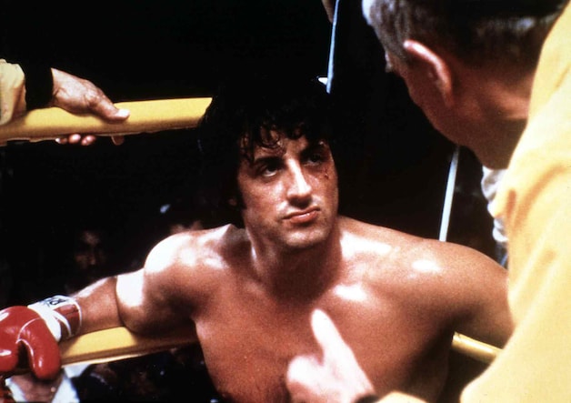 ‘Rocky’-ster Sylvester Stallone (80) legt zijn wonden bloot: “Ik ...